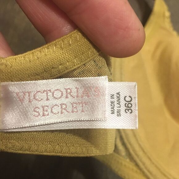 Victoria’s Secret leopard spot sexy lingerie 36C bra - Picture 2 of 3